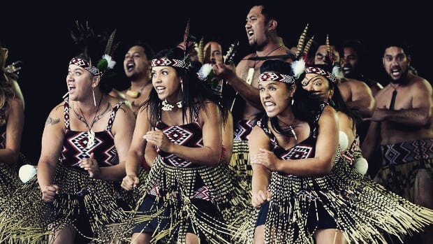 Maori dancers