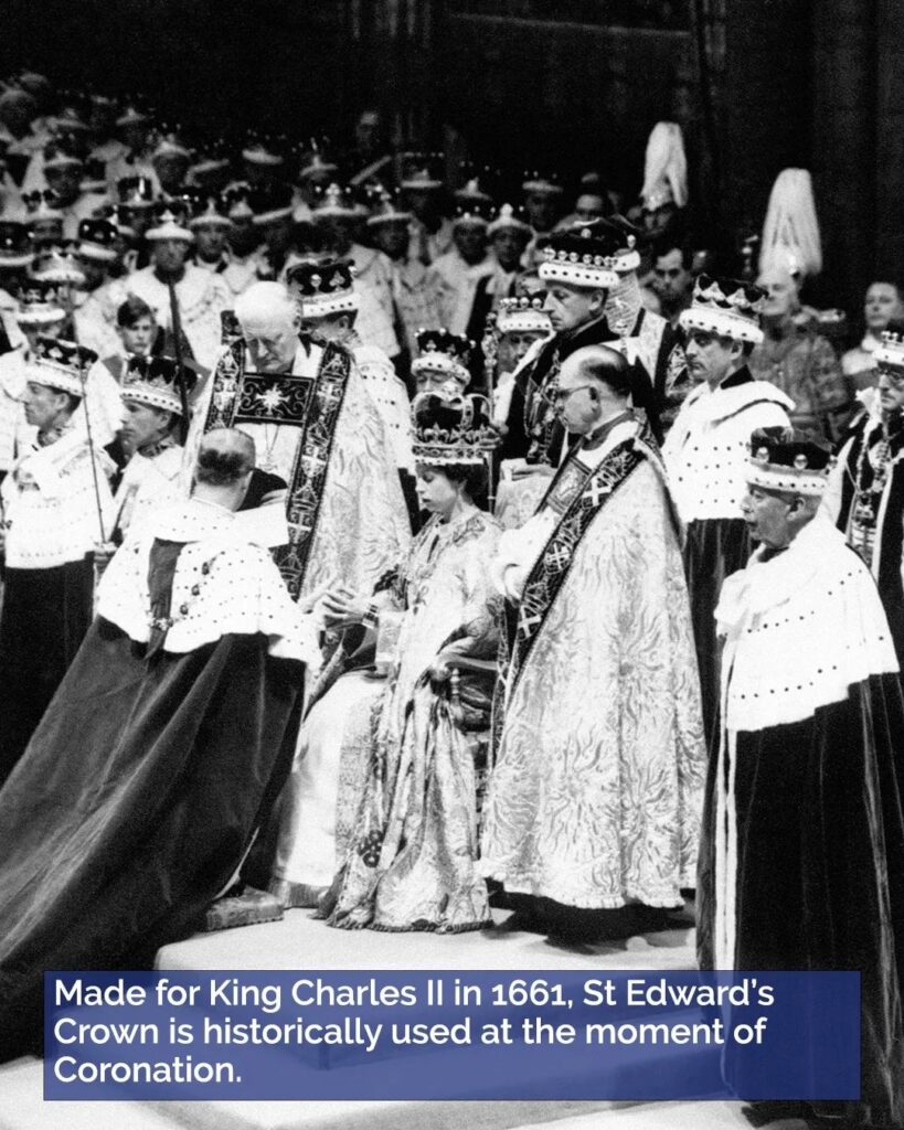 Black & white image of the coronation of Queen Elizabeth II in 1953
