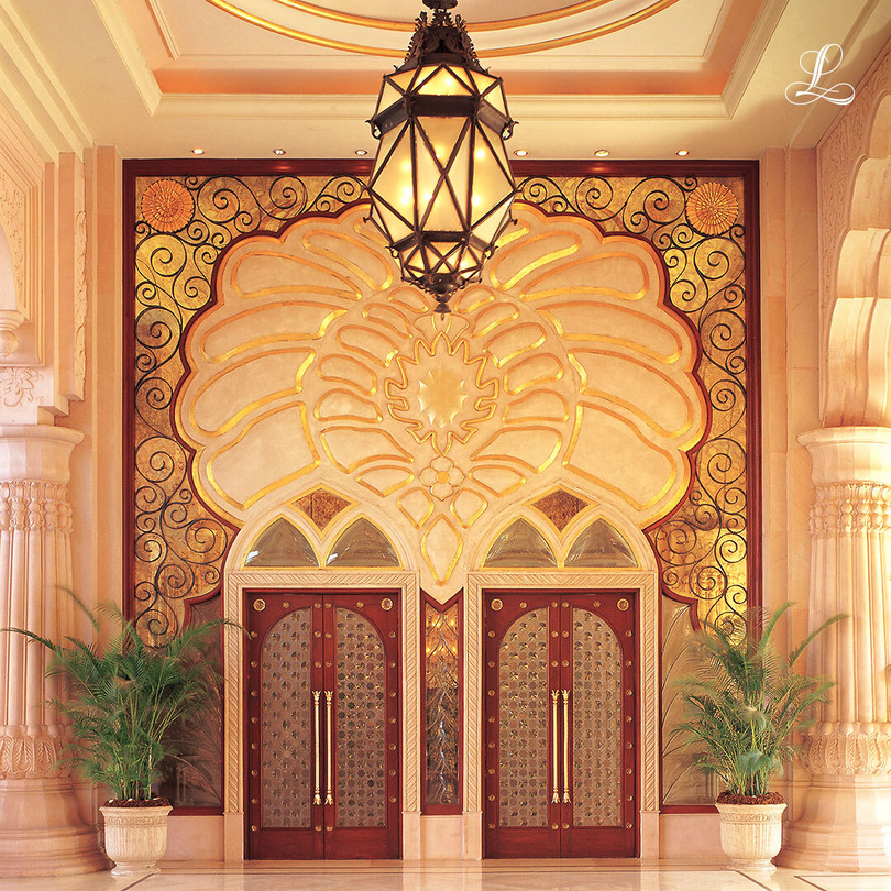 golden peacock throne Leela Palace hotel
