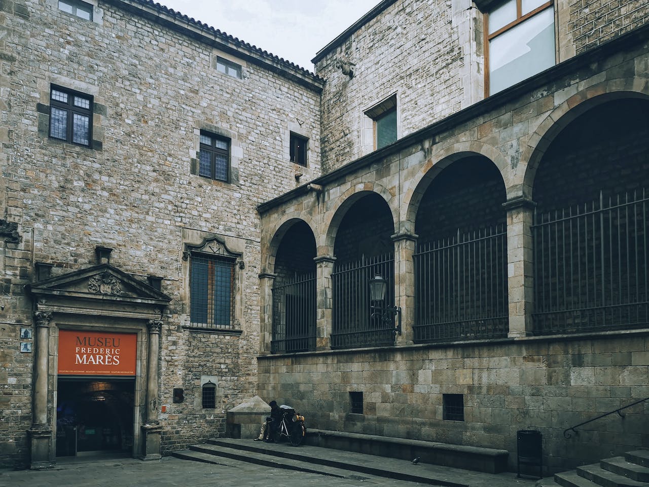 Entrance to the Museu Frederic Marès in Barcelona 