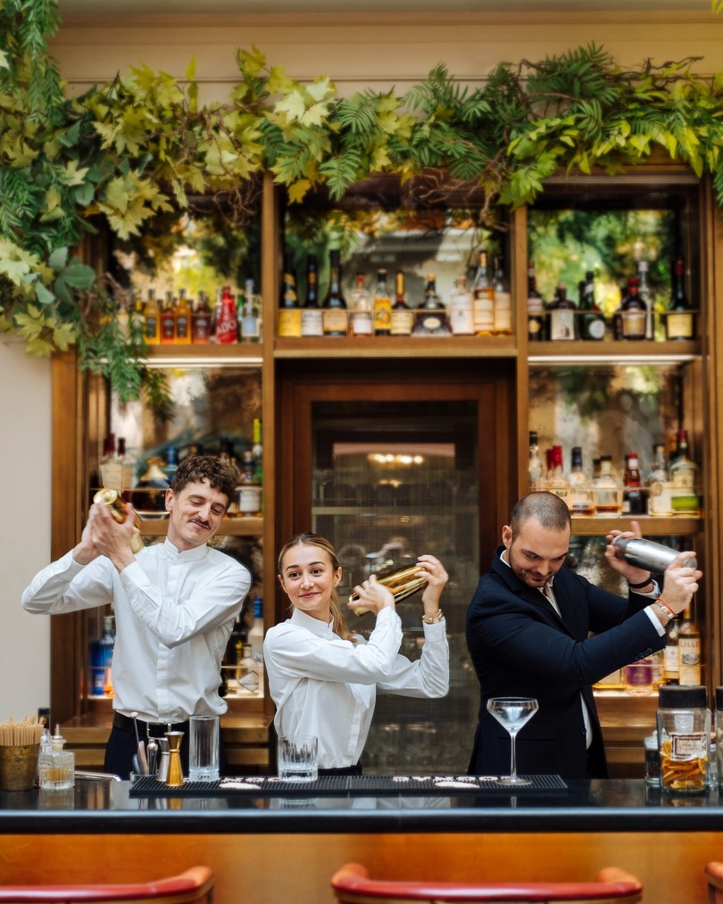 bartenders shaking cocktails at Hôtel du Louvre, Paris, France